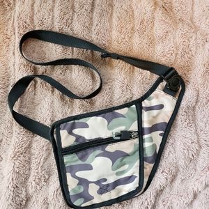 Camo crossbody bag